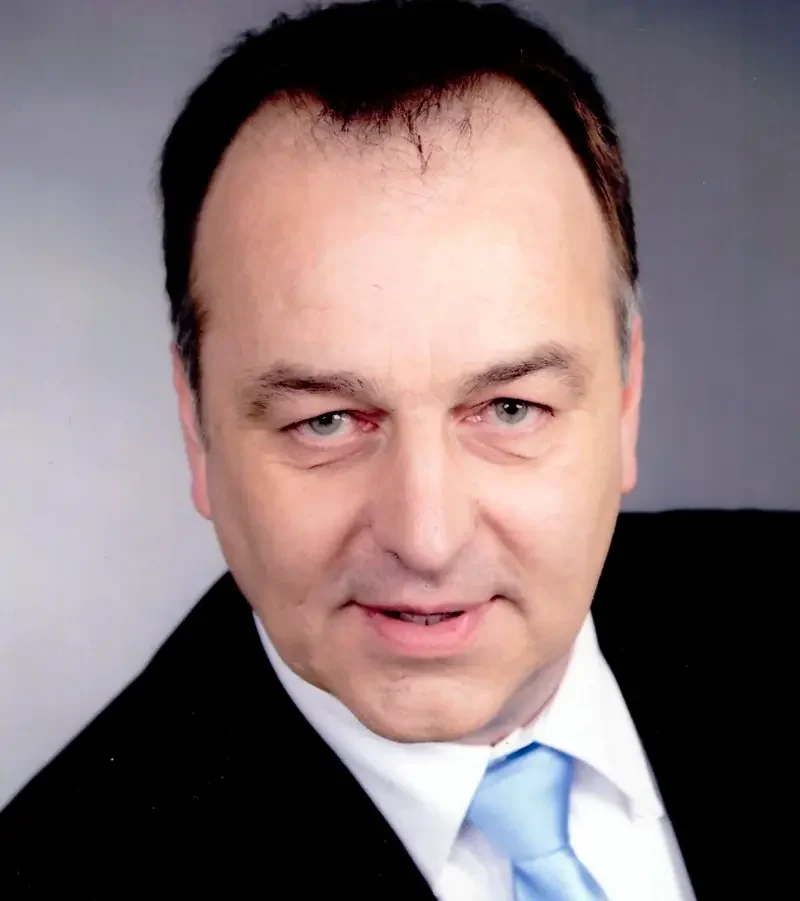 Pierre-Yves LAZURE, fondateur de TREKLITE<br />
30 ans de projets de migration derrière lui.